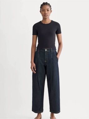 High Rise Pleated Jean